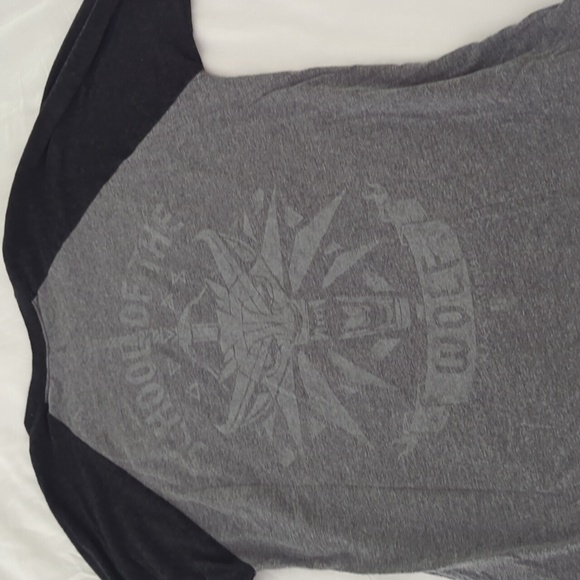 J!NX Witcher 3 School of the Wolf Raglan Tee - Picture 4 of 4
